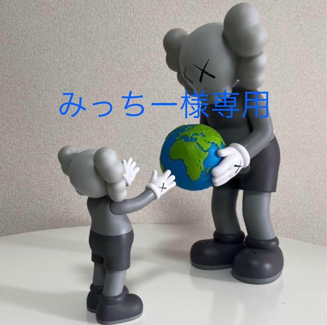kaws カウズ フィギュア プロミス