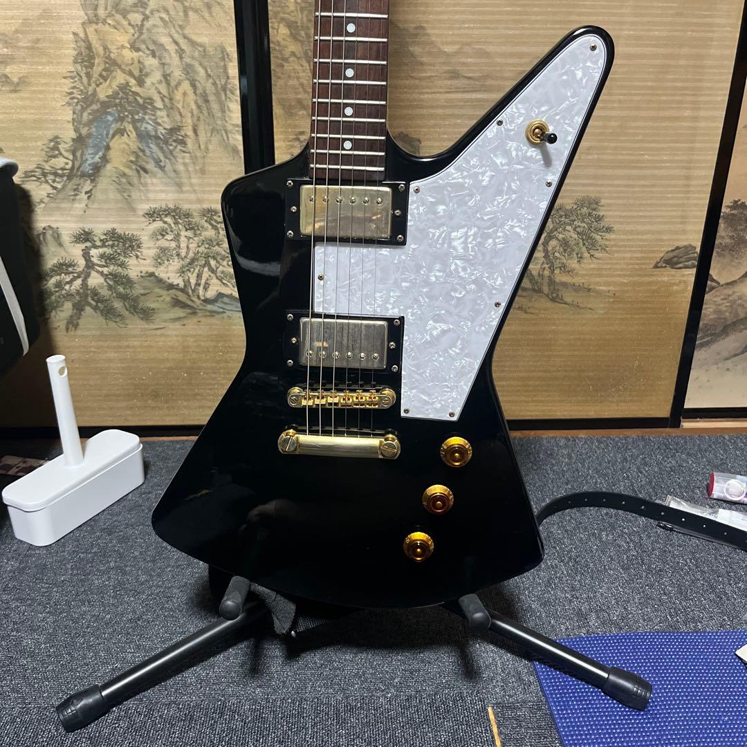 エレキギター ブラック ハムバッカー エクスプローラー系