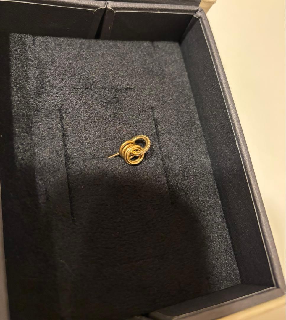 ヒロタカ Hirotaka ダイヤモンドリングピアス 片耳