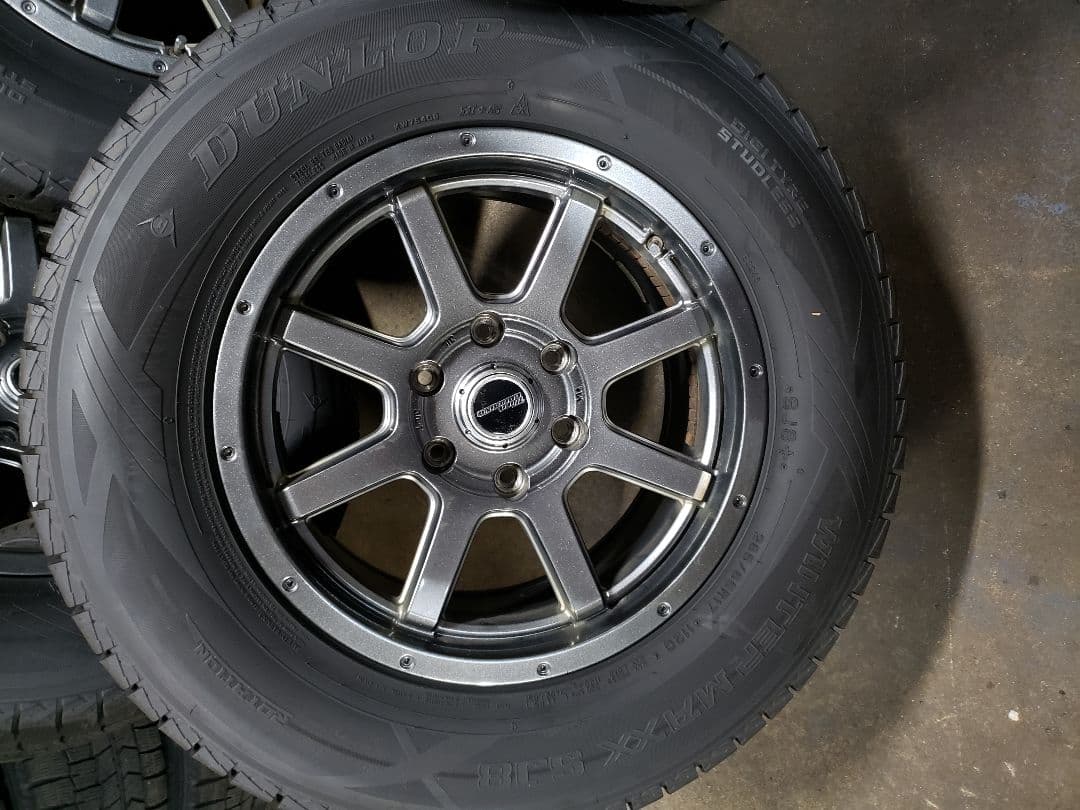 ランクルプラド　　スタッドレスタイヤ　アルミホイール　17インチ　６穴　1本③