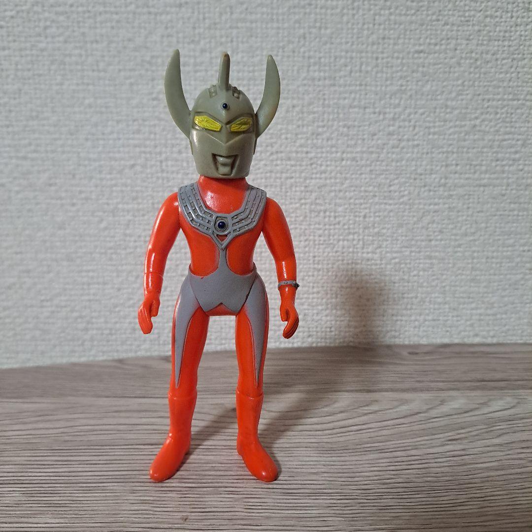 ソフビ　ウルトラマンタロウ　ブルマァク