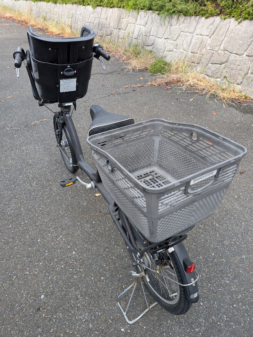 【引取限定】非電動シティサイクル チャイルドシート付 黒　ママチャリ　変速付