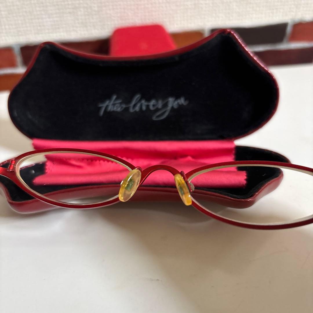 Theo レッドフレーム メガネ ケース付き