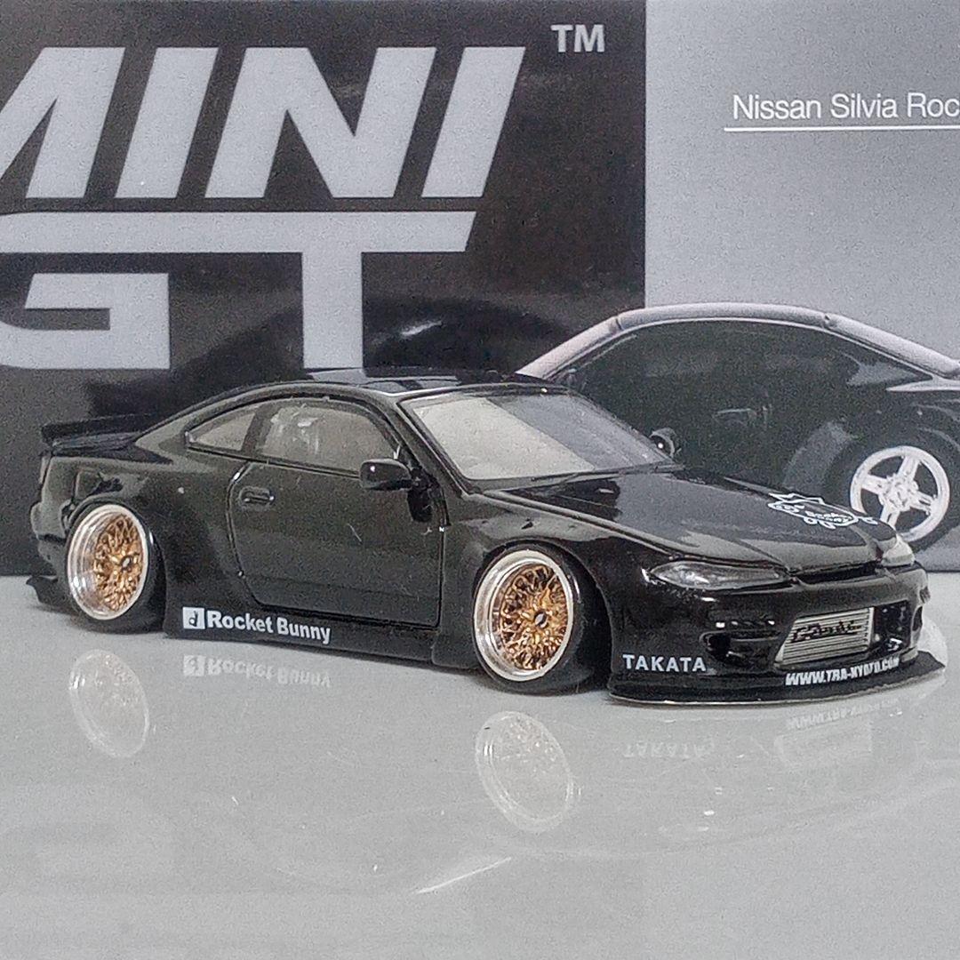 MINI GT S15 シルビア 改　Rocket Bunny