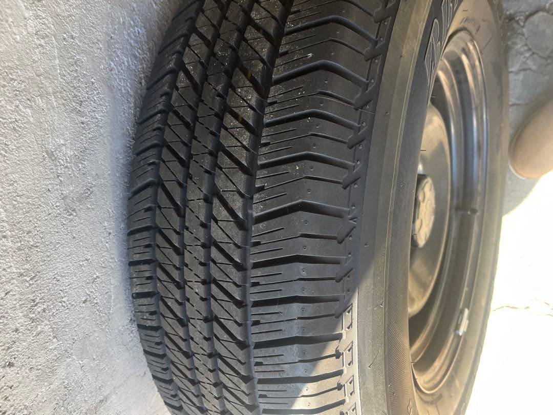 fjクルーザー純正ホイールタイヤセット　5本セット　引き取り限定で