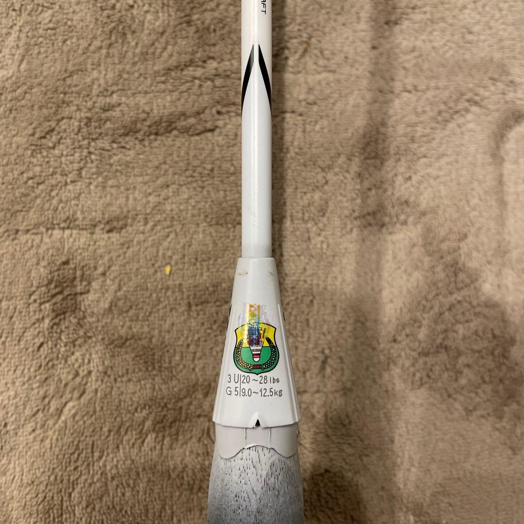 Yonex Duora Z Strike 3U G5 バドミントンラケット