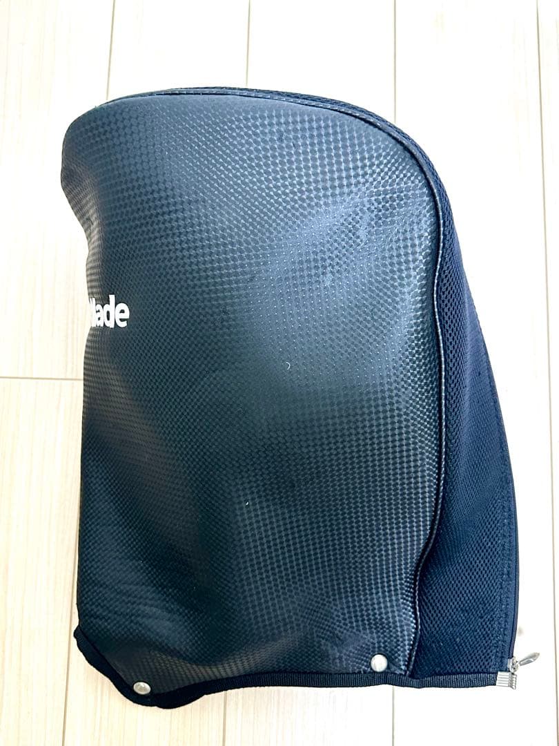 TaylorMade キャディバッグ 黒 / 赤 / シルバー