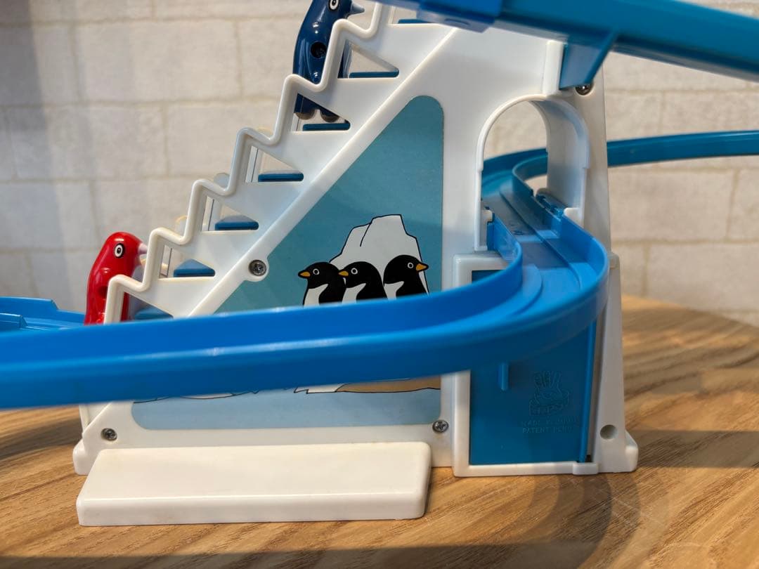 【当時物】電動おすべりペンちゃん　レトロおもちゃ　ペンギン　すべり台