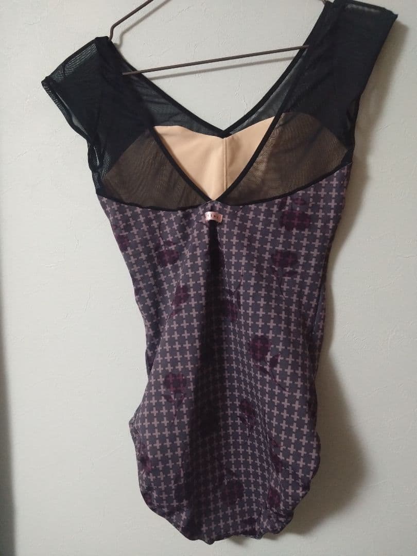 stina レオタード　Lサイズ　高田茜