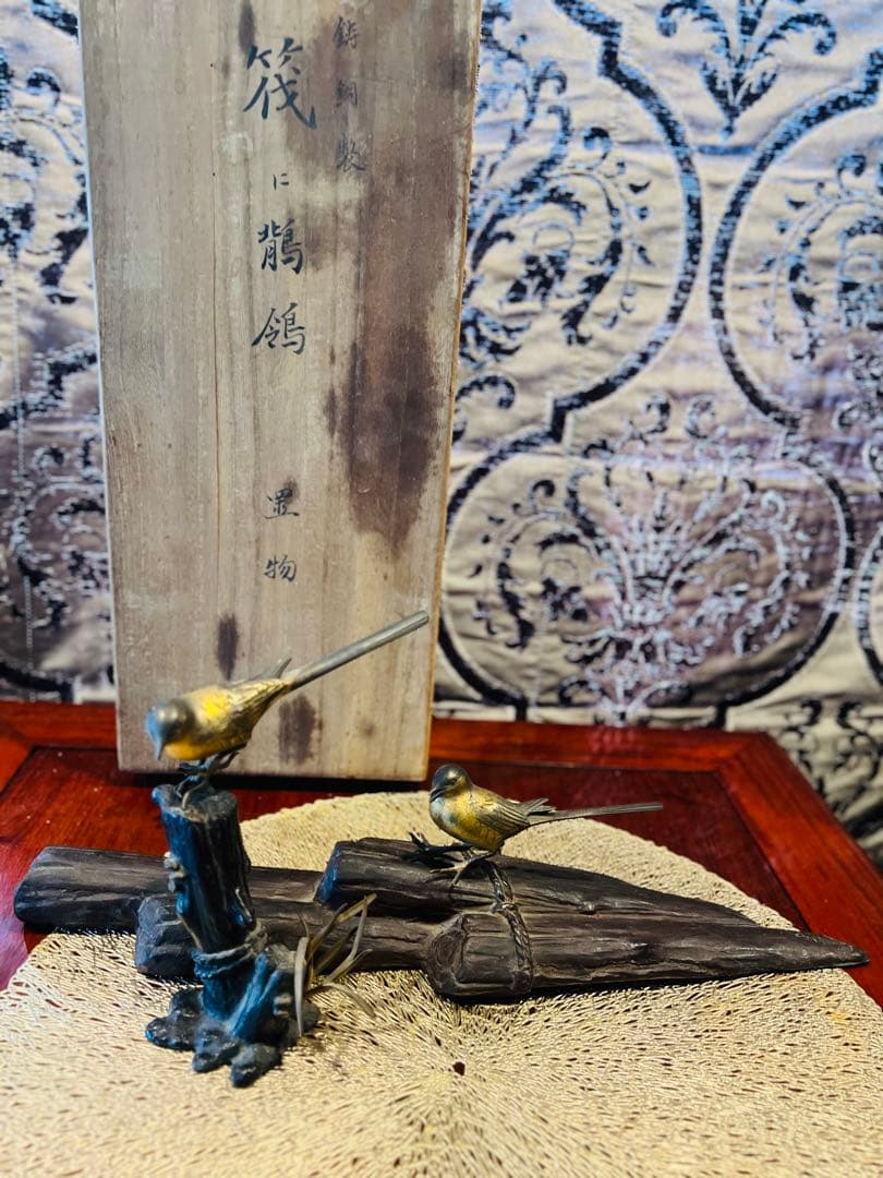 鋳銅製　置物　筏に鶺鴒　いかだにせきれい　筏乗鶺鴒　Japan