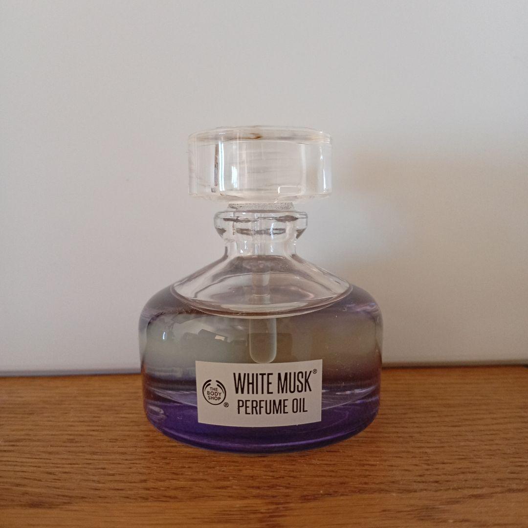 ザ・ボディショップ　ホワイトムスク パフュームオイル 20mL　旧品