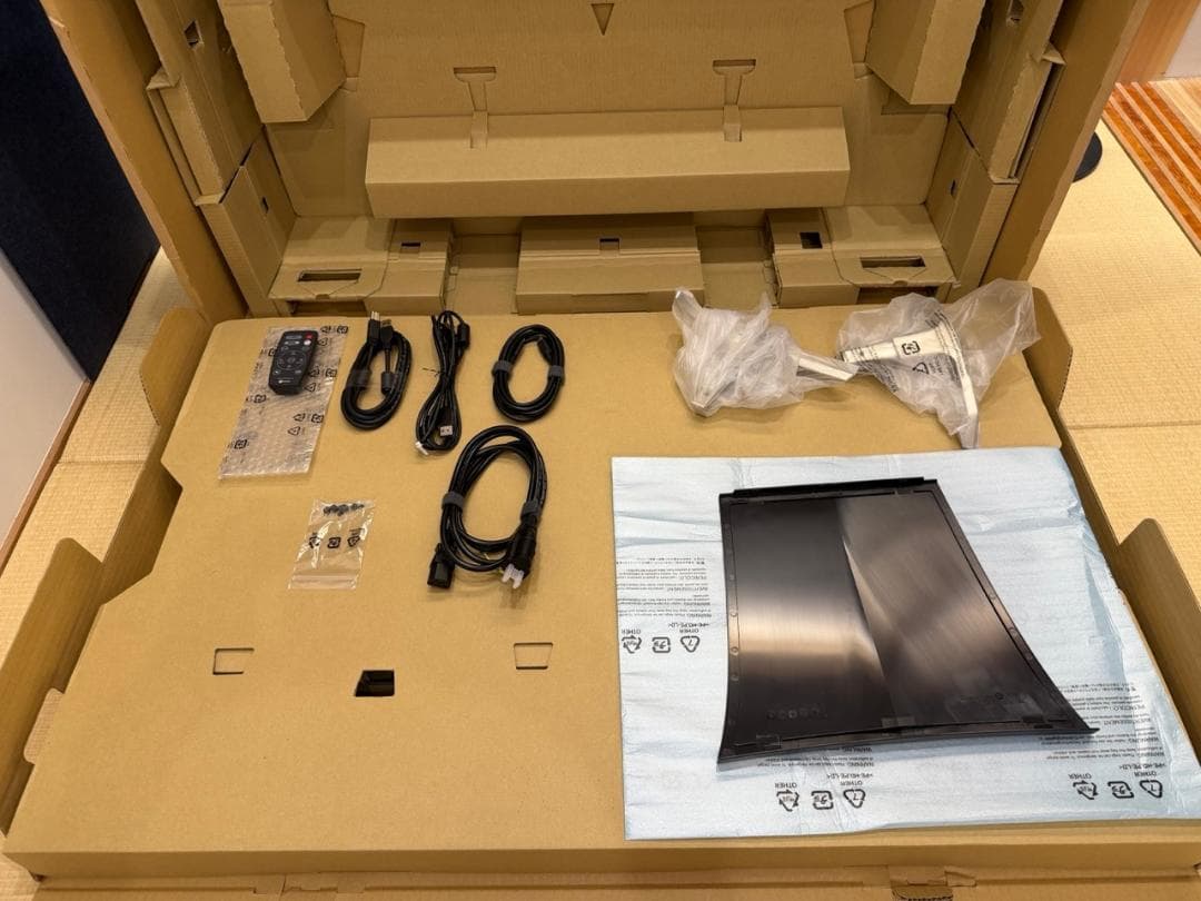 ディスプレイ・モニター本体 distinction EIZO FlexScan EV4340X 4K