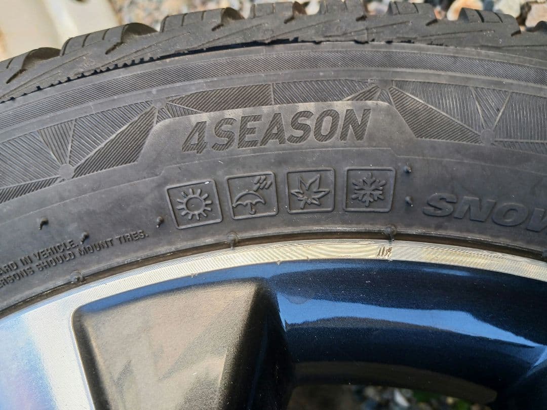 オールシーズ クムホソウルス4S165/60R15 スズキ純正ホイールセット