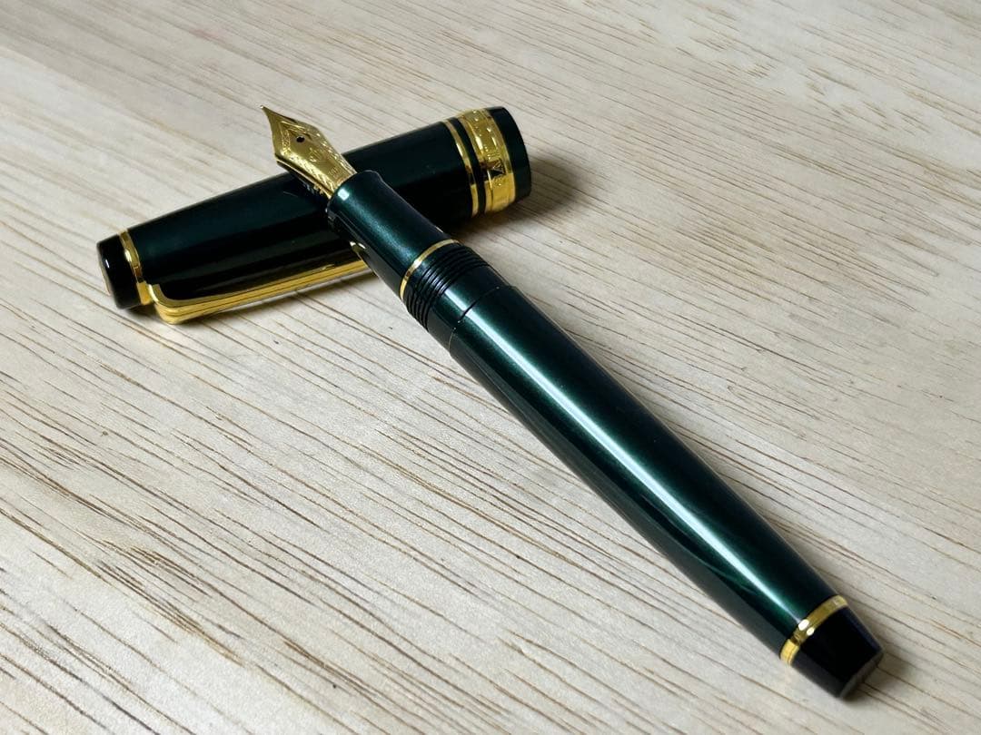 ダークグリーン 万年筆 金メッキペン先