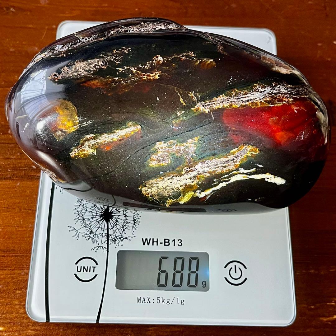 巨大 琥珀 原石 標本 688g アンバー チェリー ブルー タイガー 鑑賞石