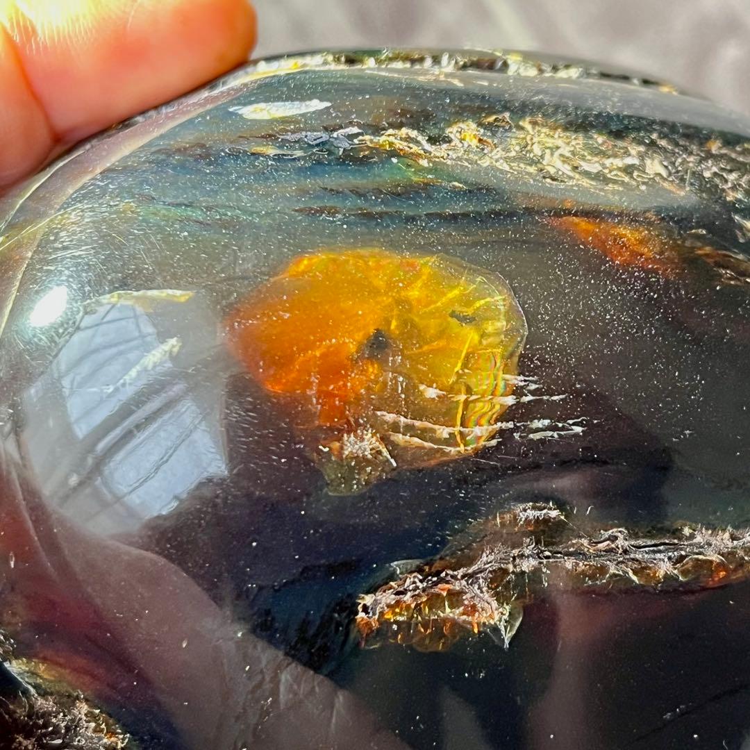 巨大 琥珀 原石 標本 688g アンバー チェリー ブルー タイガー 鑑賞石