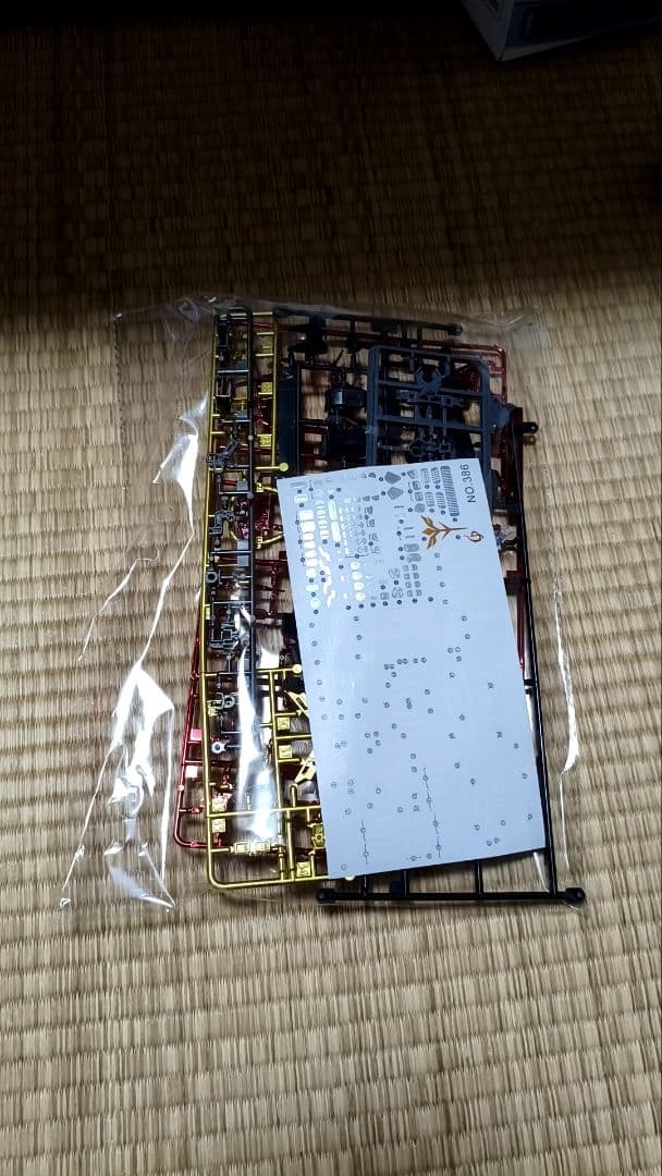 RG 1/144 沙扎比　赤メタリック色