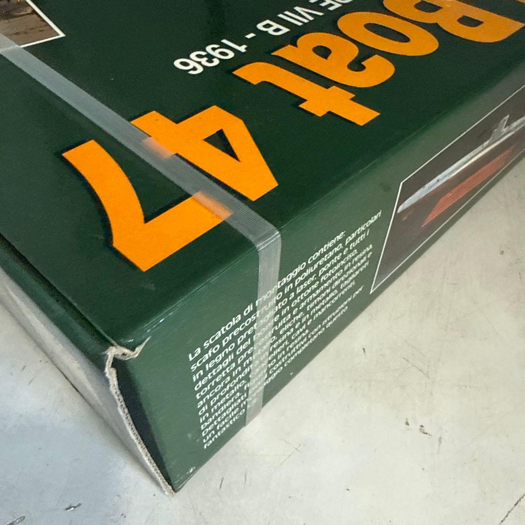 AMATI U-Boat 47 Type VII B 1936 木製模型キット