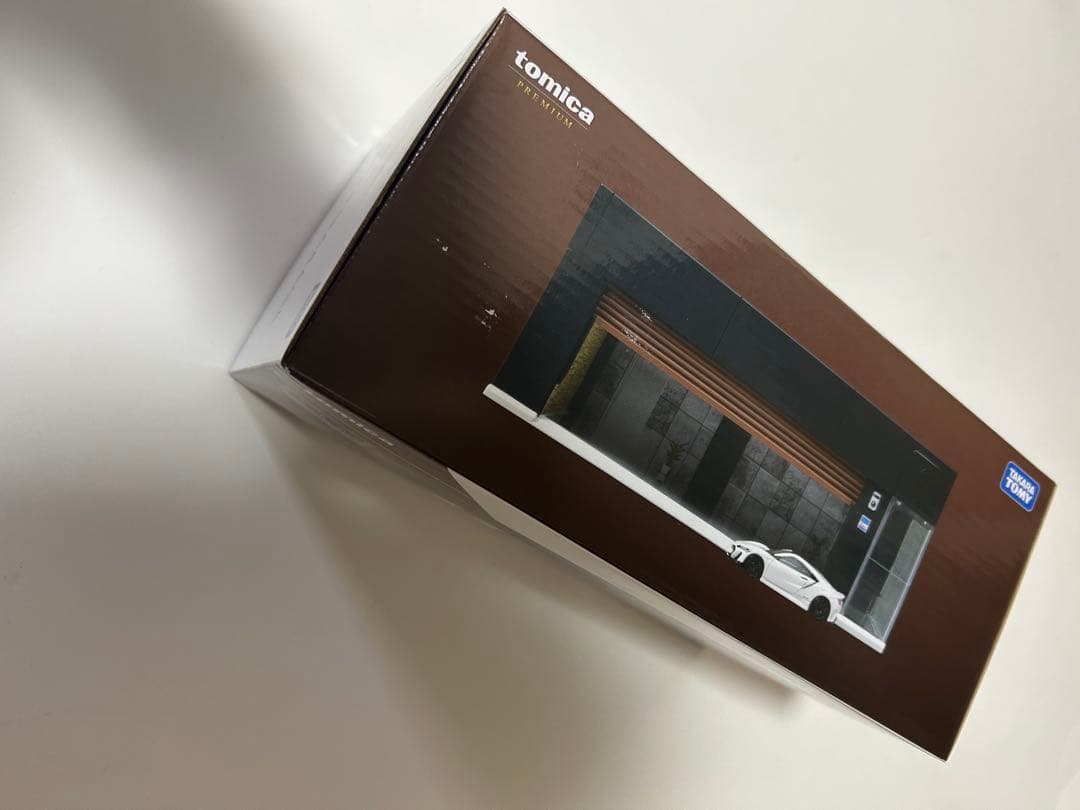 トミカ　ガレージ　プレミアムブラックエディション