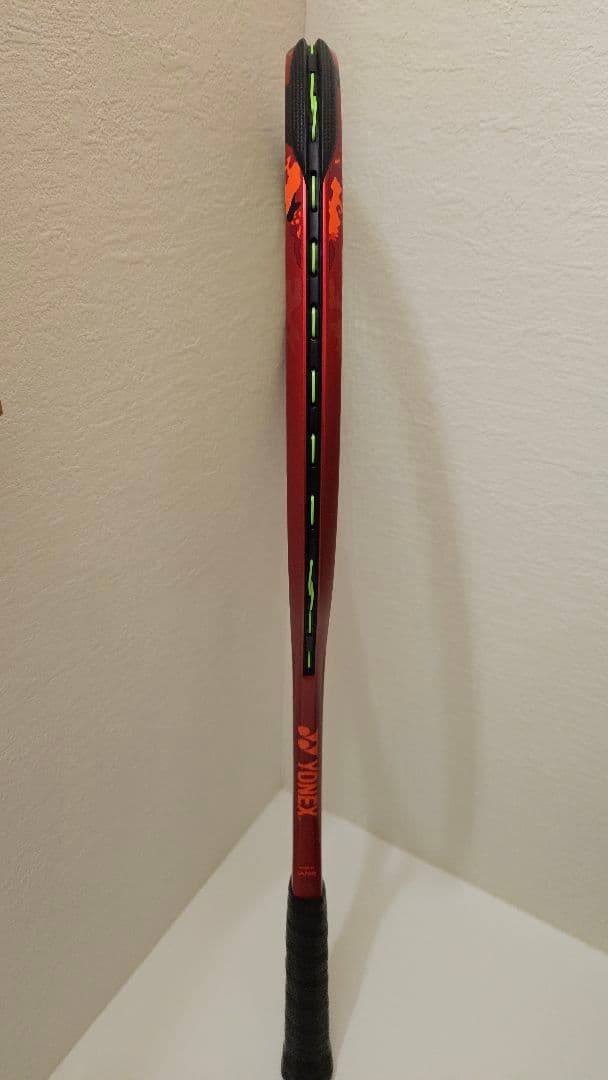 美品ヨネックス ジオブレイク70vs　タンゴレッド YONEX