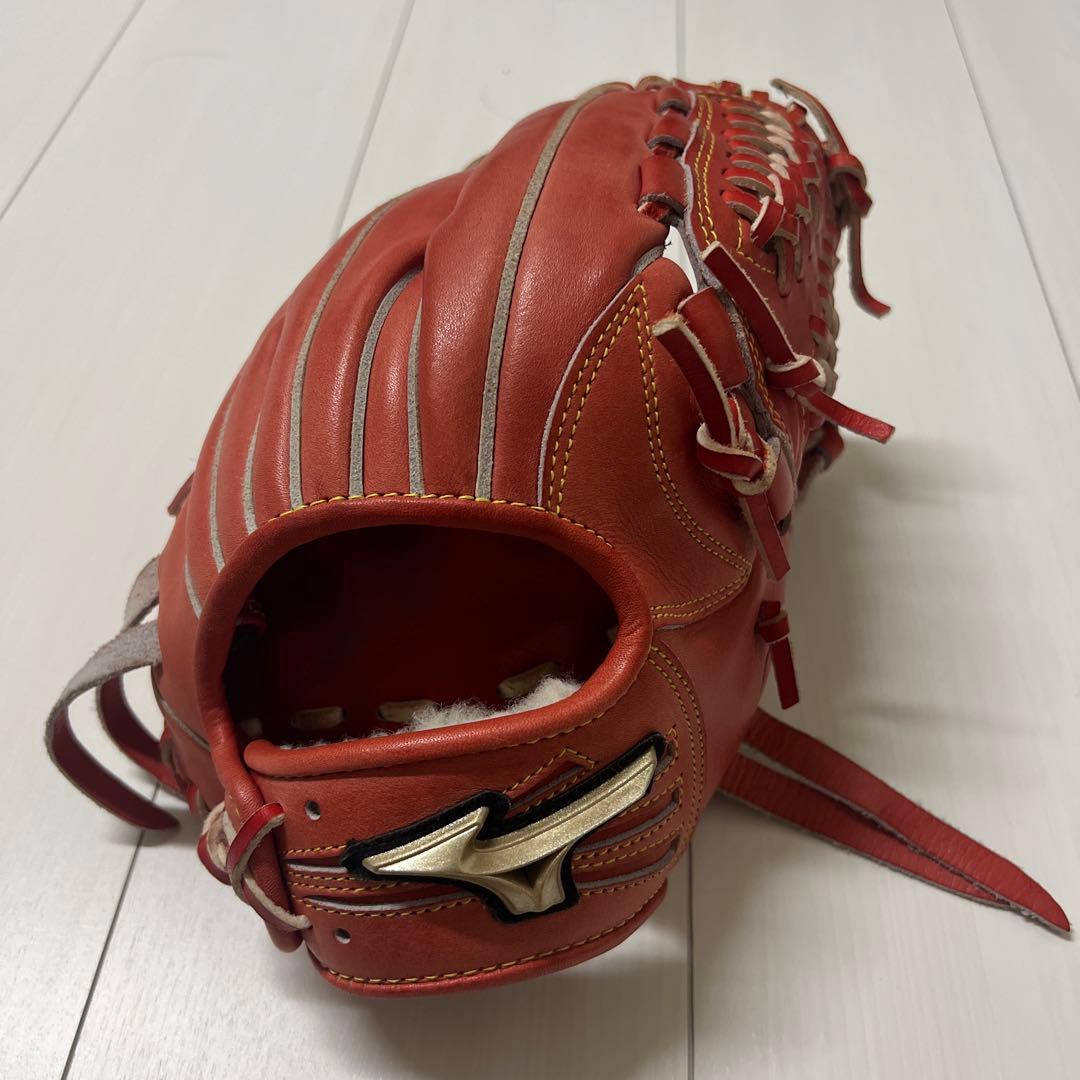ミズノ Global Elite レッド グローブ 右投げ用