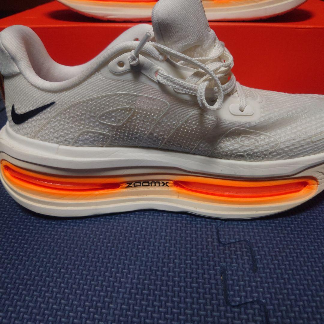 NIKE　ボメロプレミアム