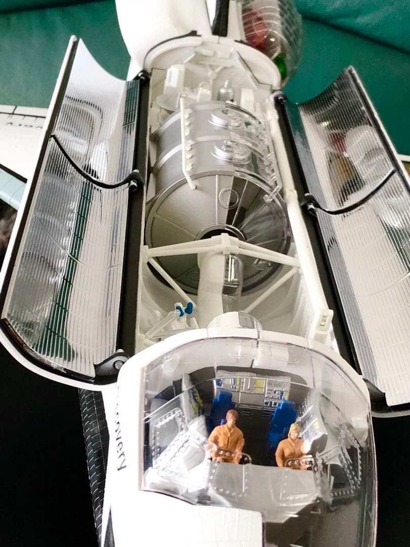 1/72￼ 特大￼スペースシャトル 4D VISION カット￼モデル￼完成品￼