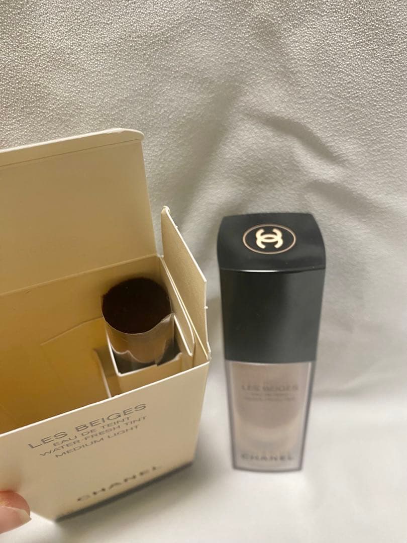 CHANEL レベージュオードゥタン ミディアムライト