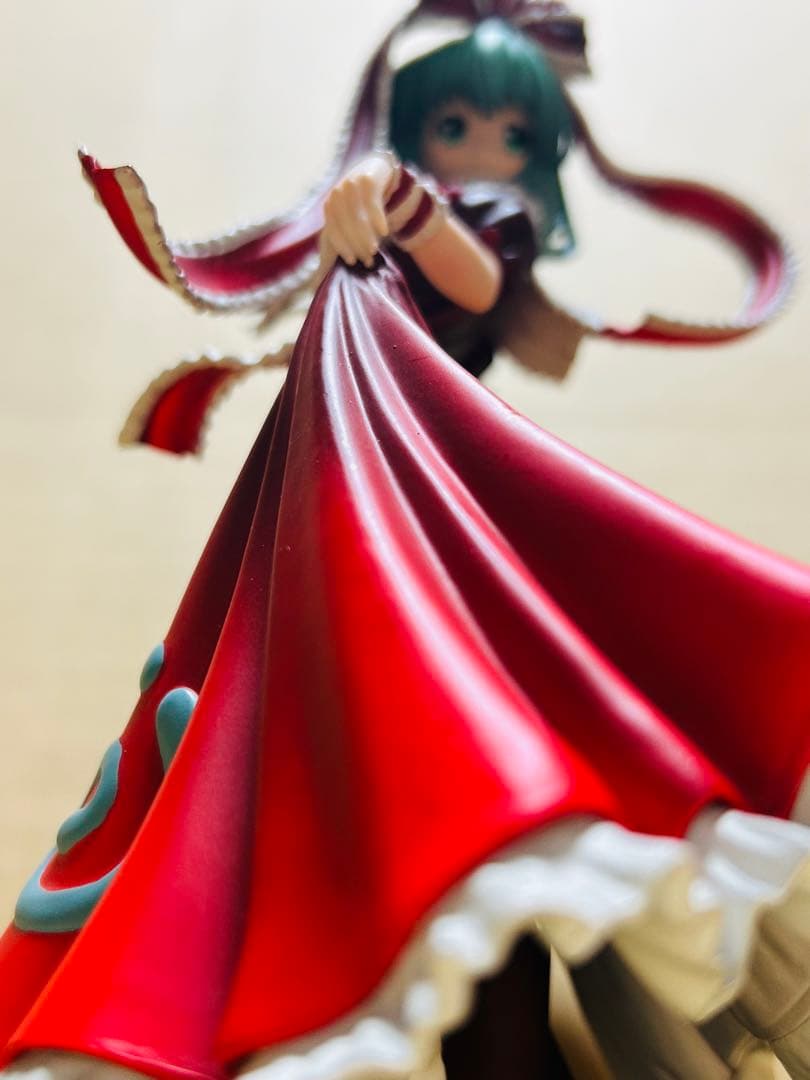 東方　プロジェクト　秘神流し雛 鍵山雛　グリフォン　フィギュア