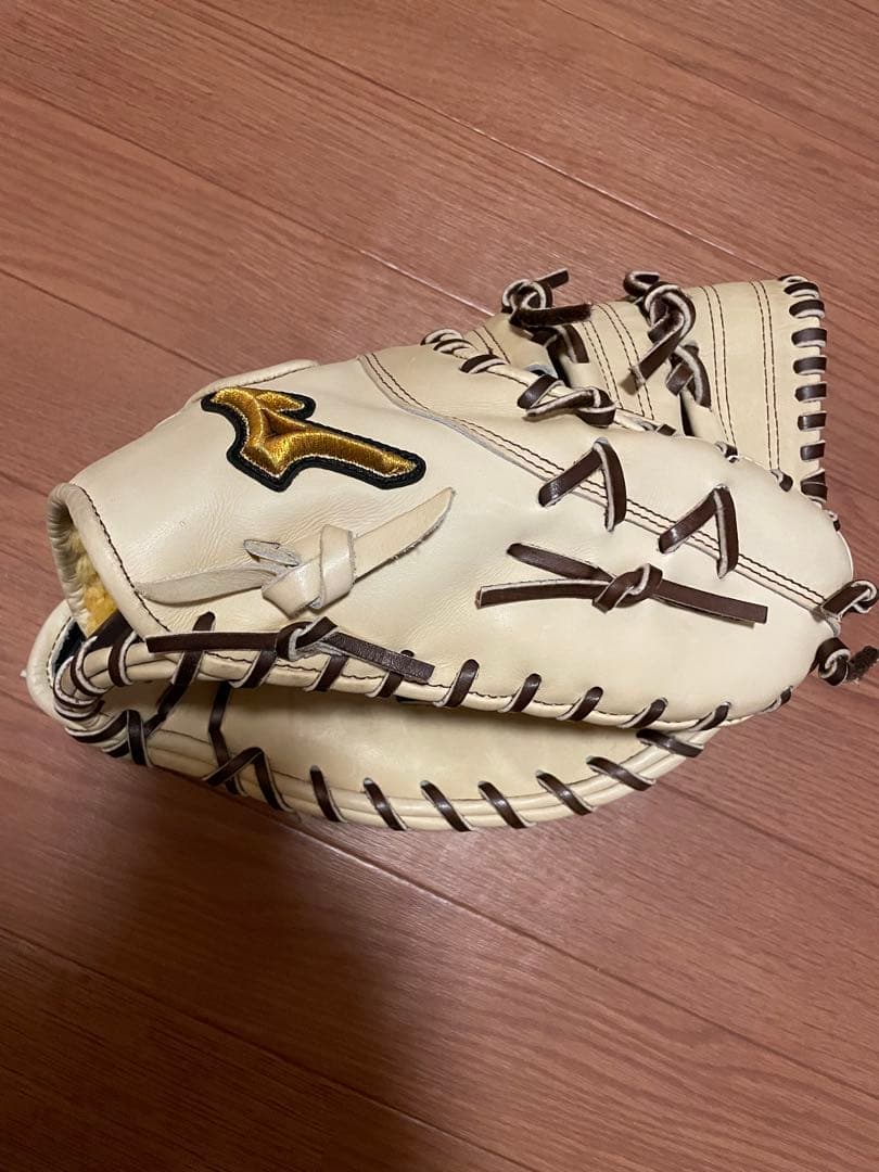 Mizuno Pro 硬式グローブ ホワイト