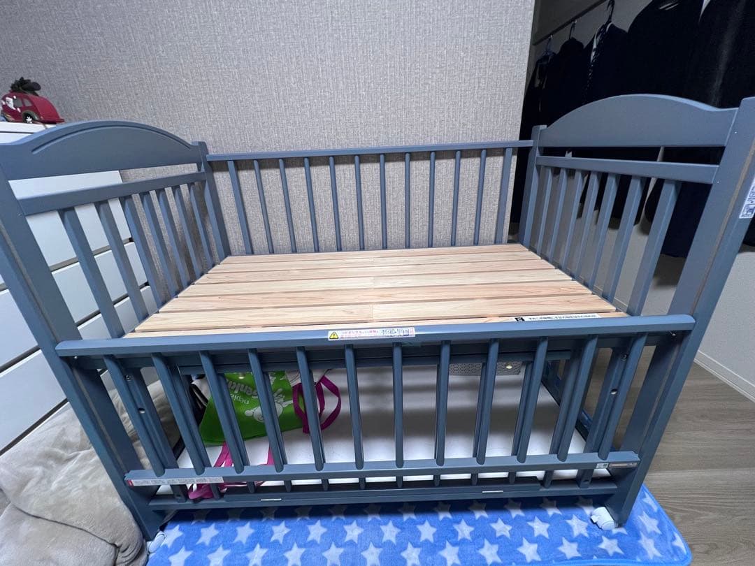 日本製 ベビーベッド グレー 使用期間 1年半 傷汚れなし