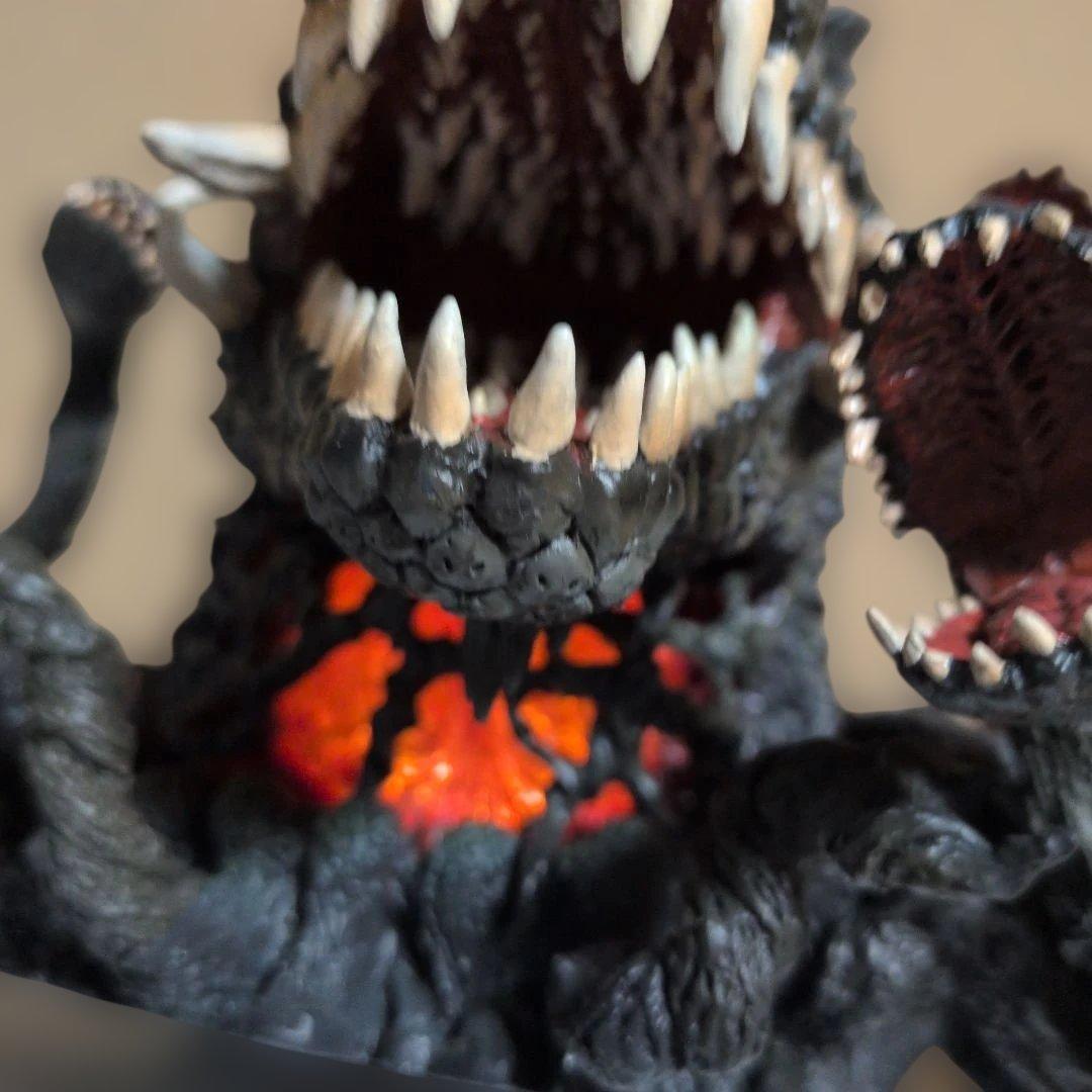 デフォリアル、ビオランテ少年リック限定