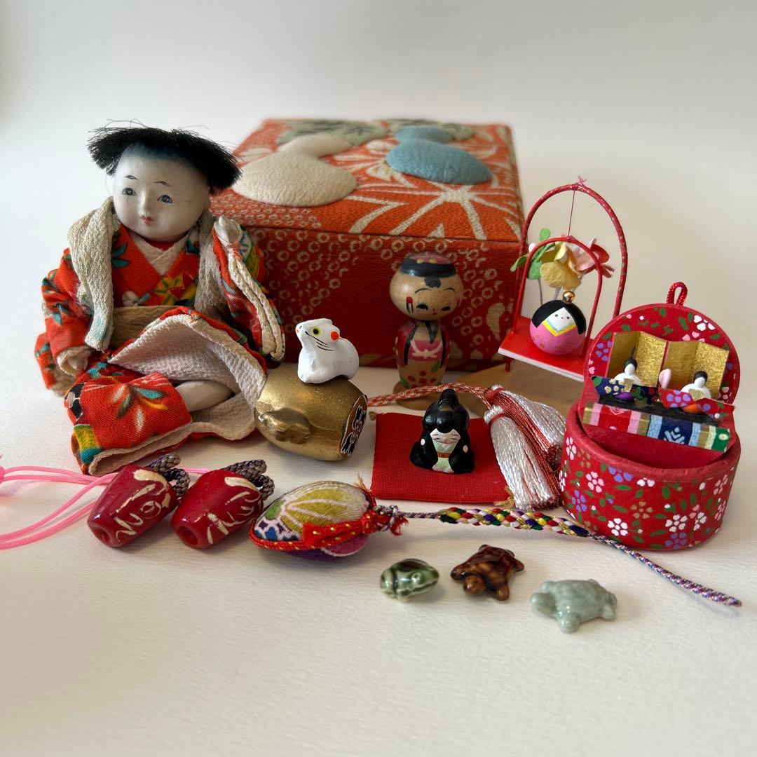 郷土玩具　昭和レトロ　豆市松人形　市松人形　押し絵　押し絵箱　ミニこけし　豆雛