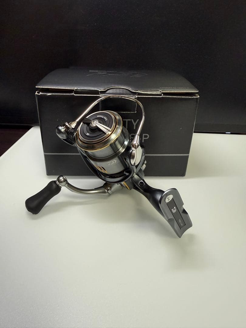 AIRITY SF 1000S-P スピニングリール