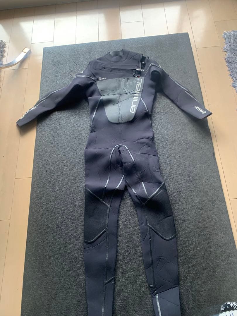 Animal￼ウェットスーツ　サイズM 2mm