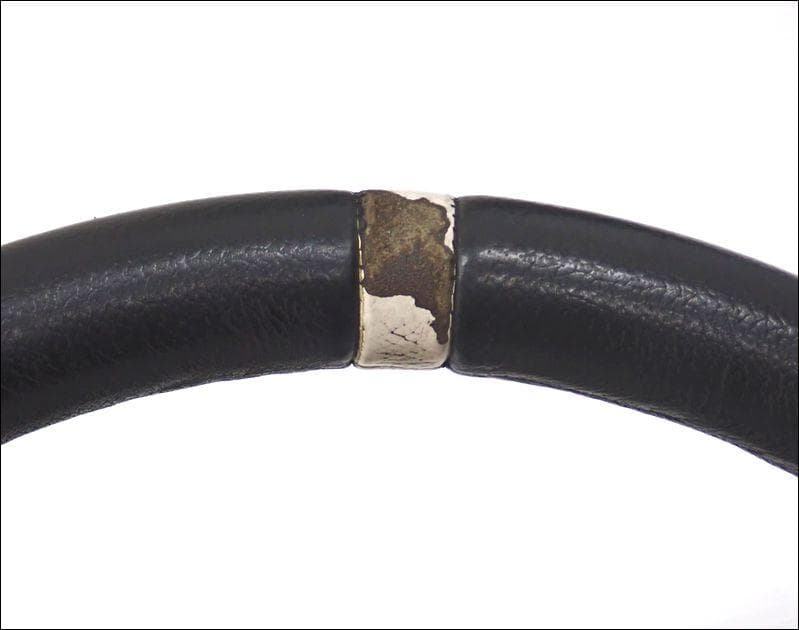 momo ステアリング 35φ ディープコーン