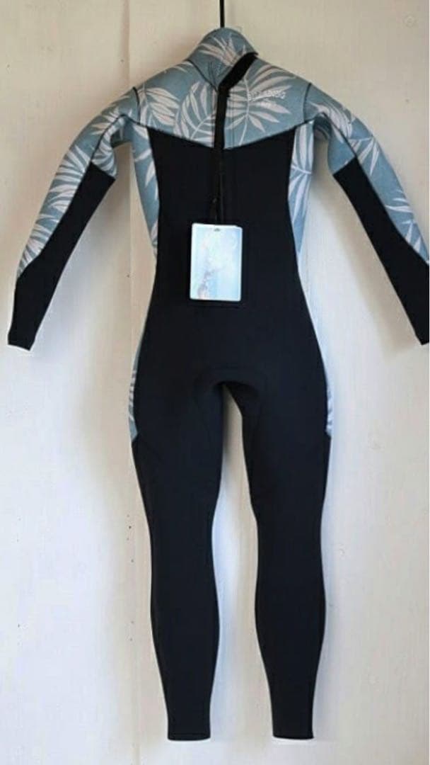 フルスーツ ブラック/ブルー 葉柄デザイン