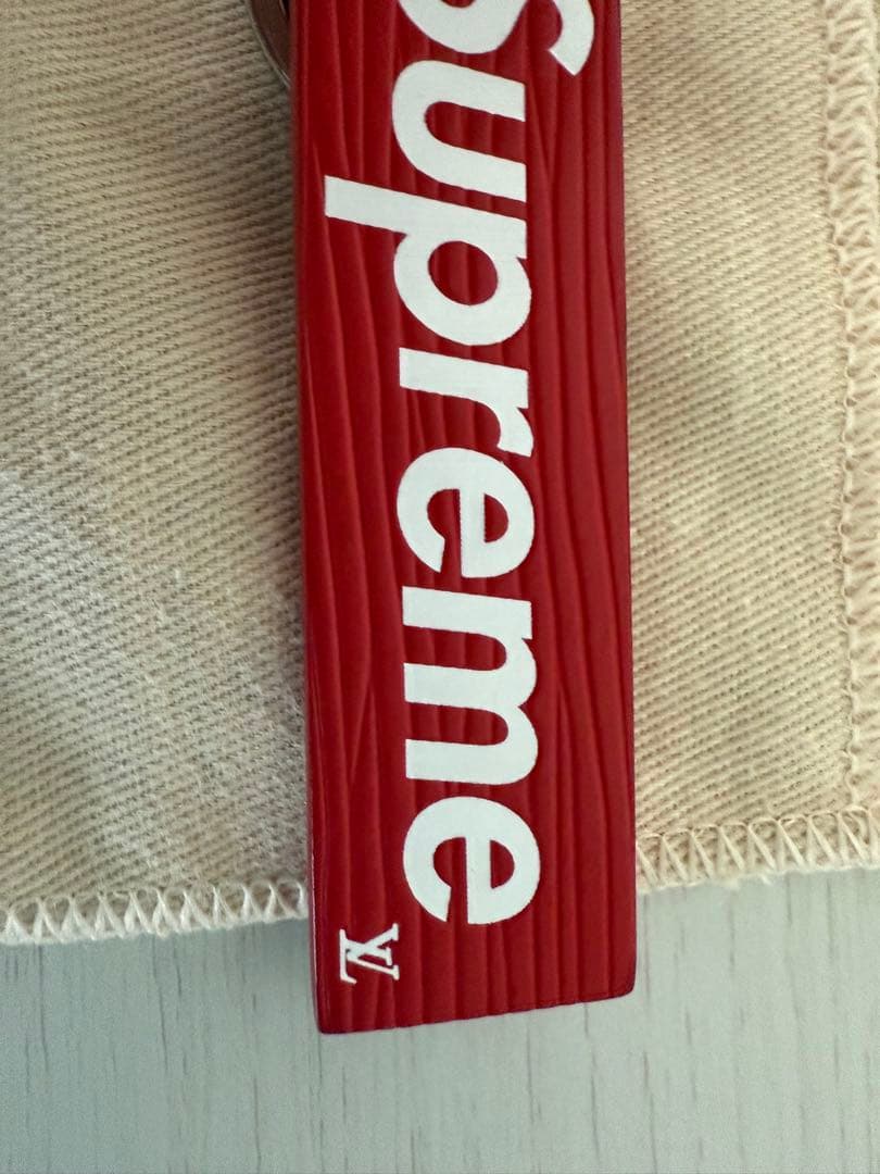 ルイヴィトンシュプリーム キーリング キーホルダー MP2074