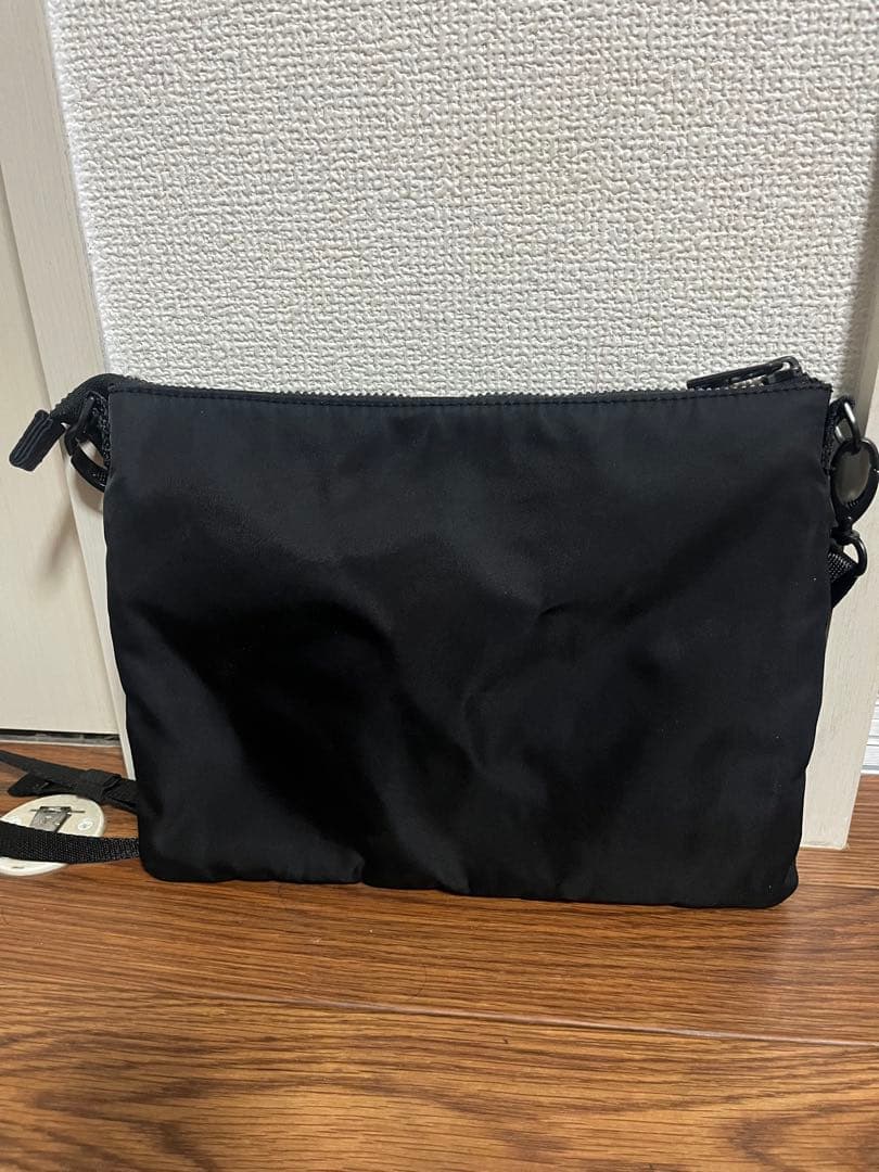 Onitsuka Tiger ブラック サコッシュ