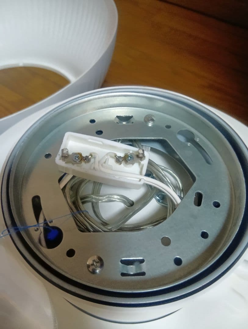 美品！クーキレイ富士工業C-PT511-W脱煙機能付照明