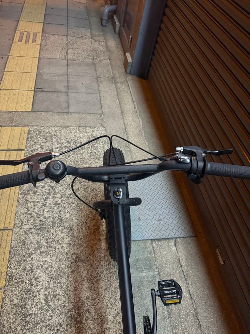 【引き取り・対面限定】bronx 20インチ　ファットバイク７段変則ギア