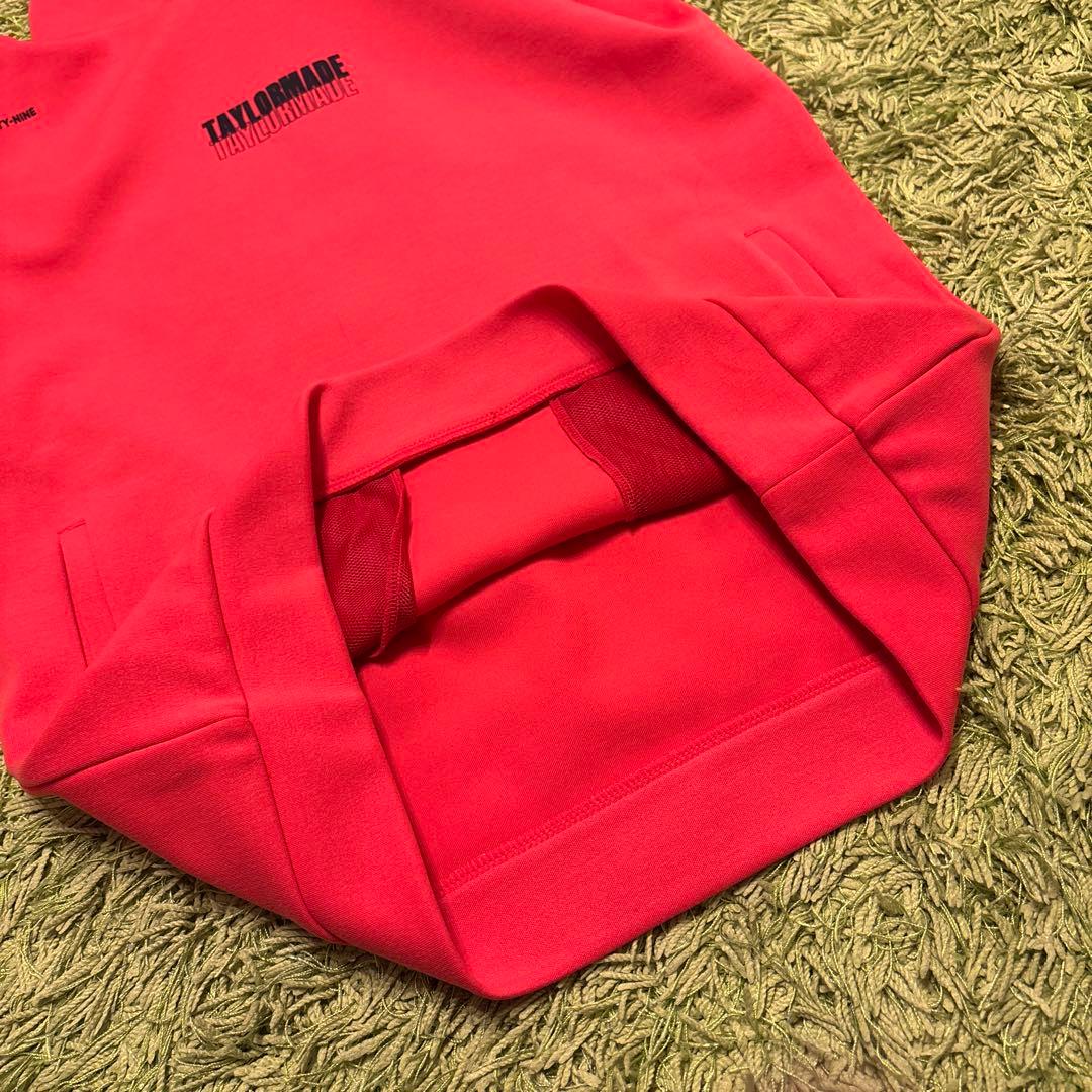 【TaylorMade】新品✨Mサイズ　メンズ　ロゴフード付きトレーナー　秋冬