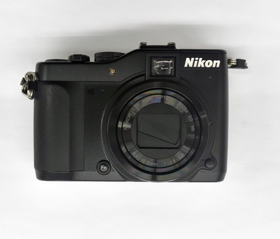 【中古品】 ニコン COOLPIX P7000 美品