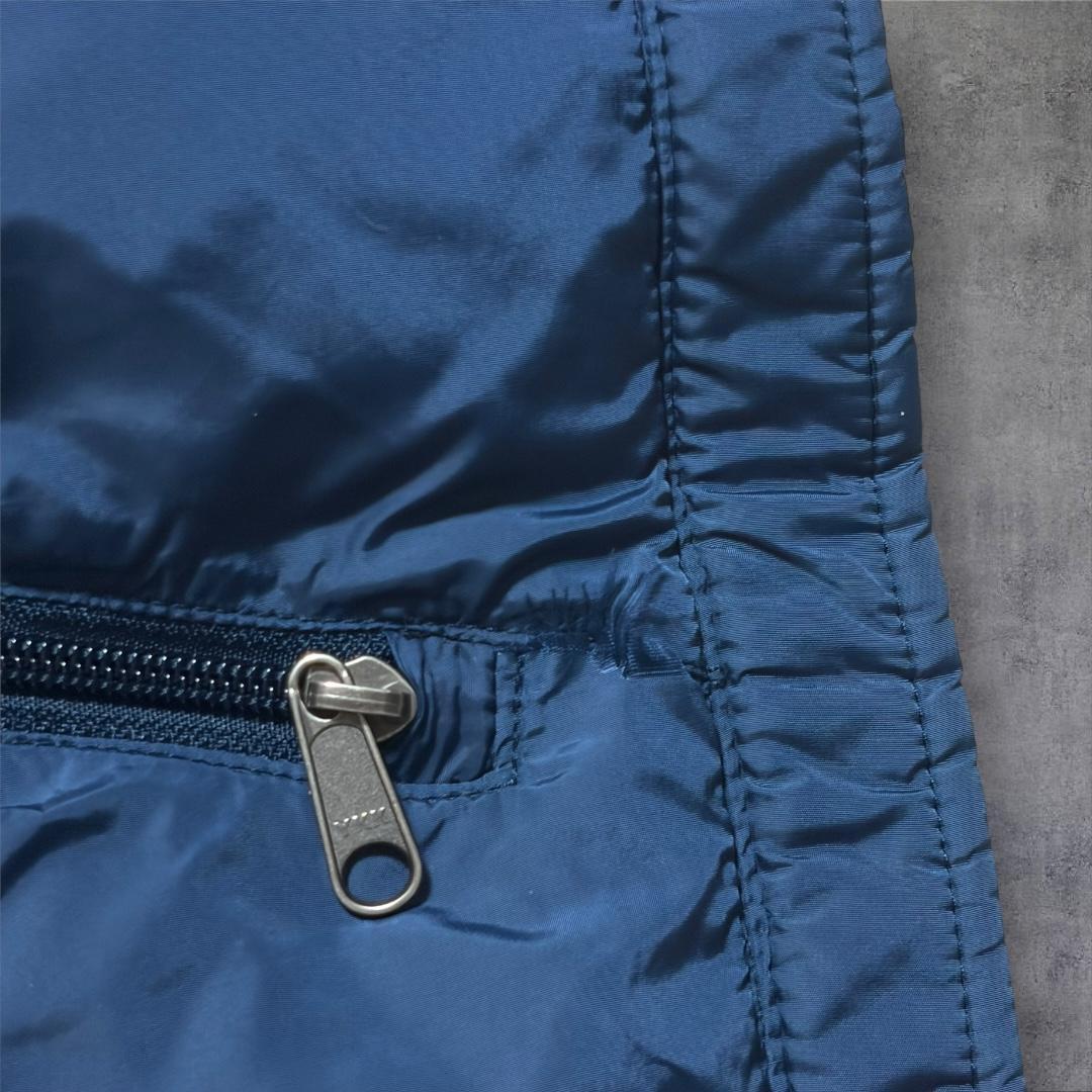 【1354】 韓国規格THENORTHFACEザノースフェイスダウンジャケットL