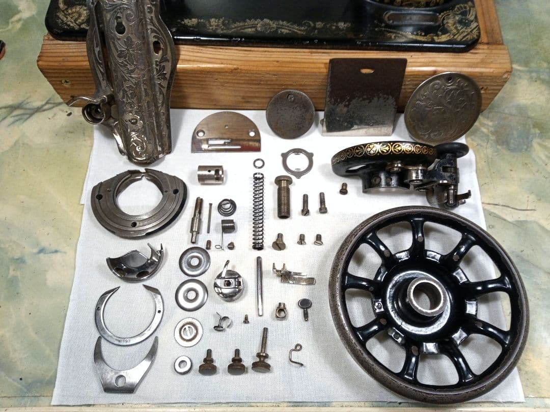 数日限定セール　SINGER　縫うためのアンティークミシン　スフィンクス　手回し