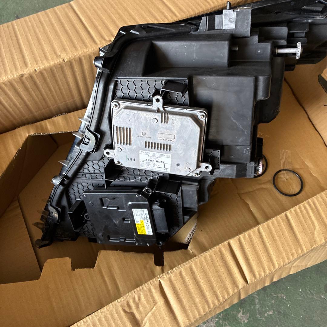 レクサス　RX450ｈ　左ヘッドランプユニット　LED