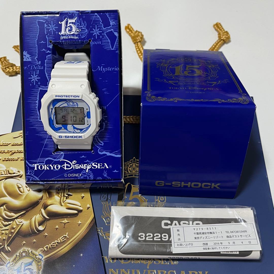 ディズニーシー 15周年 G-SHOCK ホワイト 箱・説明書付 ミッキー