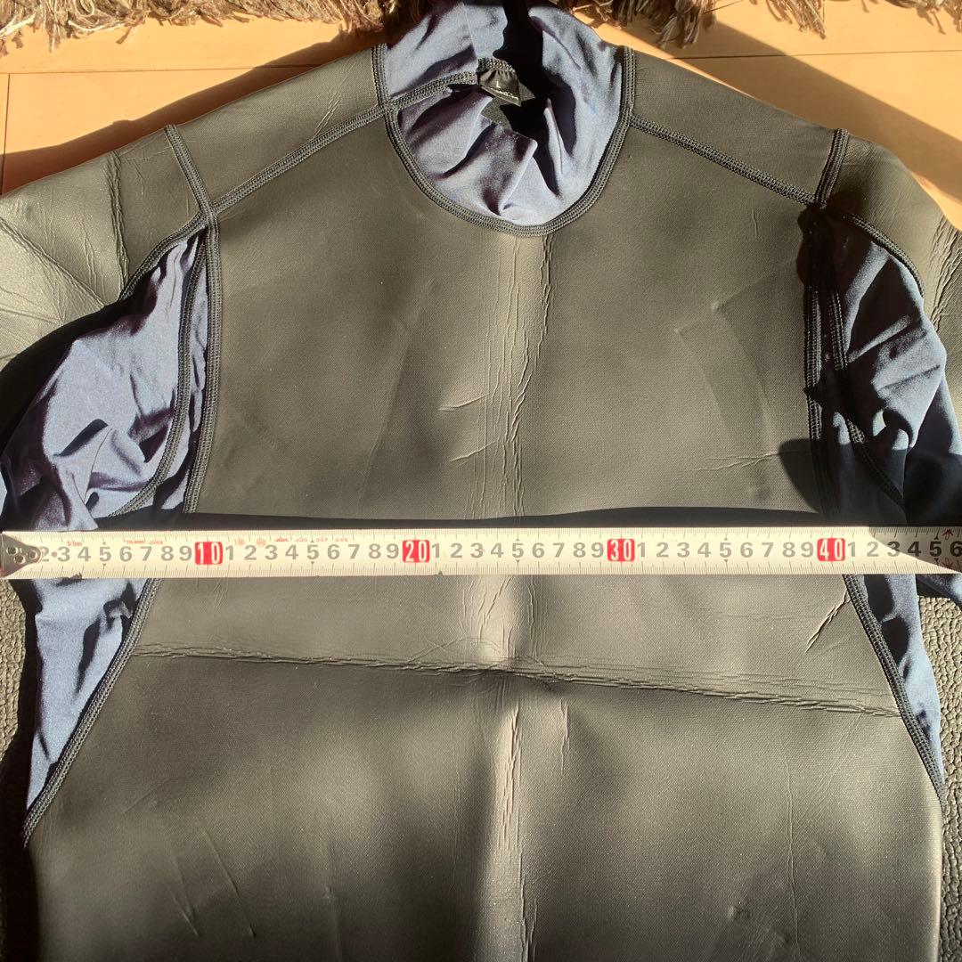 パタゴニア　ウェットスーツ タッパー ラッシュガード