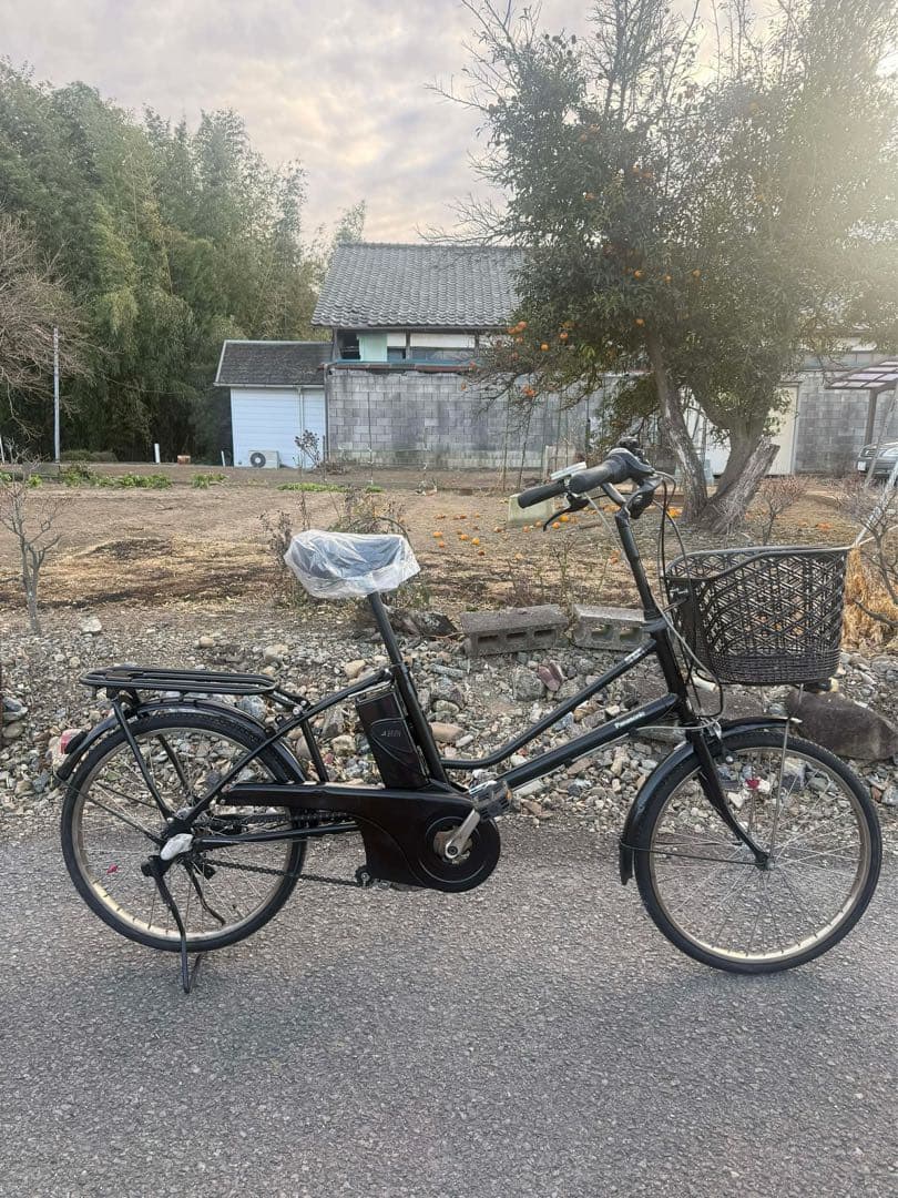 電動アシスト自転車 黒 バスケット付き
