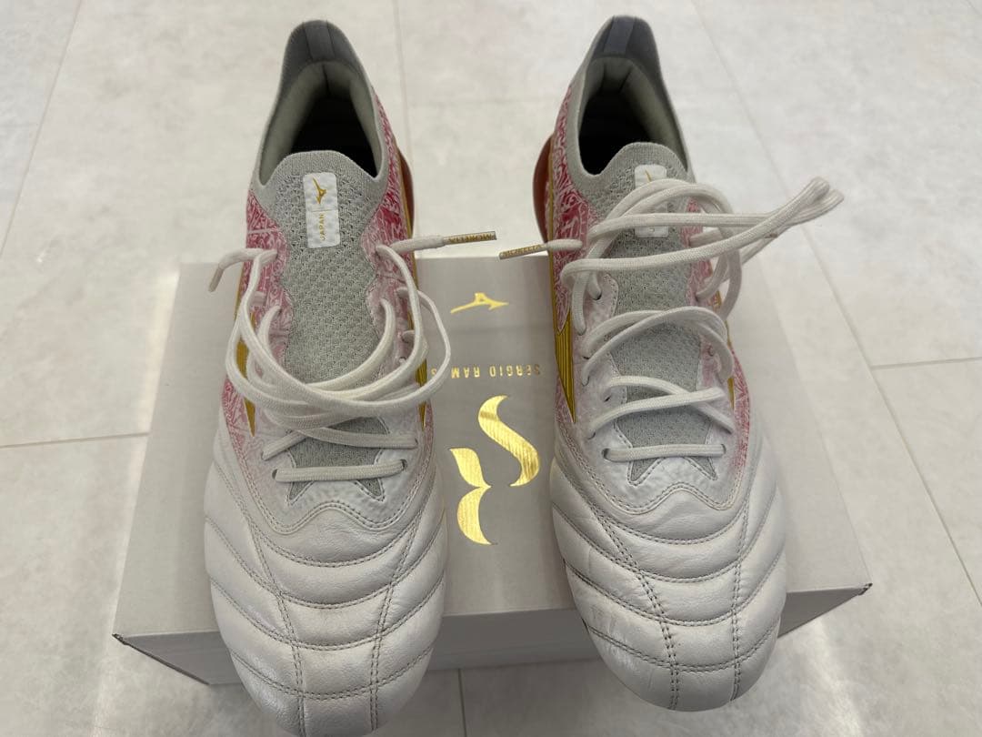 MIZUNO MORELIA NEO Ⅳ β SR4JAPAN セルヒオラモス